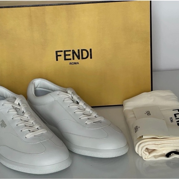 Fendi Men\'s Classic White Sneakers